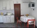 Apartments Ana- next to the sea A1(2+2), A2(2+3), A3(2+2), A4(2+3) Bibinje - Zadar riviera  - Apartment - A1(2+2): kitchen