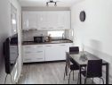 Apartments Fuzi - 50 m from sea: A1(2+1), SA4(2) Bibinje - Zadar riviera  - Studio apartment - SA4(2): kitchen and dining room