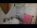Apartments Fuzu - 50 m from sea: A2(2+1), SA3(2) Bibinje - Zadar riviera  - Studio apartment - SA3(2): bathroom with toilet