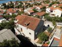  Jenny - 300m to the beach: A1(6), SA2(2), SA3(2), A4(4+2) Gornji Karin - Zadar riviera  - house