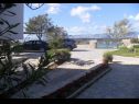 Apartments Blue Skies - 30 m from the sea: A1(4+1), A2(2+2), SA3(2+1) Ljubac - Zadar riviera  - courtyard