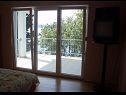 Apartments Dubravko - 5 m from beach : A1 Bepina (2+2), A2 Keko(2+2) Maslenica - Zadar riviera  - Apartment - A2 Keko(2+2): terrace