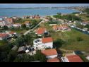 Apartments Dali - 300 m from the beach: SA1 1D (3), A2 1L (5), A3 2k (6) Nin - Zadar riviera  - house