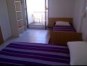 Apartments Luce - with parking : A3(4+1), A4(5), A5(4) Nin - Zadar riviera  - Apartment - A4(5): bedroom