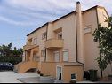 Apartments Ivan - 300 m from sea: A3(2), A4(2), SA5(2), A6(2) Nin - Zadar riviera  - house