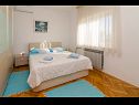 Holiday home Old Town - great location: H(6+2) Nin - Zadar riviera  - Croatia - H(6+2): bedroom