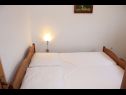 Apartments Ivan - 300 m from sea: A3(2), A4(2), SA5(2), A6(2) Nin - Zadar riviera  - Apartment - A3(2): bedroom