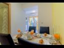 Apartments Bosko - 30m from the sea with parking: A1(2+2), SA2(2), A3(2+2), A4(4+1) Nin - Zadar riviera  - Apartment - A1(2+2): dining room