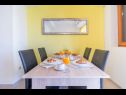 Apartments Bosko - 30m from the sea with parking: A1(2+1), SA2(2), A3(2+1), A4(4+1) Nin - Zadar riviera  - Apartment - A3(2+1): dining room