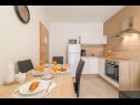 Apartments Bosko - 30m from the sea with parking: A1(2+1), SA2(2), A3(2+1), A4(4+1) Nin - Zadar riviera  - Apartment - A4(4+1): kitchen and dining room