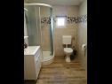 Apartments Nadica - free parking A1(5+1), A2(4), A3(2+1) Nin - Zadar riviera  - Apartment - A2(4): bathroom with toilet
