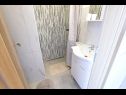 Apartments Kani A5 istok(2+2), A6 zapad(2+2) Nin - Zadar riviera  - Apartment - A5 istok(2+2): bathroom with toilet
