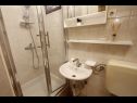 Apartments Oasis A1(4+2), A2(2+2), A3(2+2) Nin - Zadar riviera  - Apartment - A2(2+2): bathroom with toilet