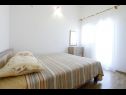 Apartments Oasis A1(4+2), A2(2+2), A3(2+2) Nin - Zadar riviera  - Apartment - A3(2+2): bedroom