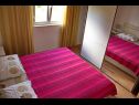 Apartments Dita - 400 m from sandy beach: A1(4), A2(4) Nin - Zadar riviera  - Apartment - A1(4): bedroom