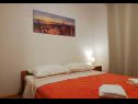 Apartments Ljilja 1 - with terrace : A1(6+2) Nin - Zadar riviera  - Apartment - A1(6+2): bedroom