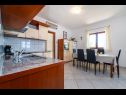 Apartments Mari - with view: A1(4) Novigrad - Zadar riviera  - Apartment - A1(4): kitchen and dining room