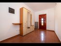 Apartments Mari - with view: A1(4) Novigrad - Zadar riviera  - Apartment - A1(4): hallway