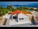Holiday home Zvone - cozy and comfortable: H(3+1) Novigrad - Zadar riviera  - Croatia - detail (house and surroundings)