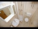 Apartments Armitage - family friendly: A1(4), A2(4+1), A3(2+1), A4(2+1), A5(2+1) Privlaka - Zadar riviera  - Apartment - A5(2+1): bathroom with toilet