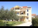 Apartments Mediterraneo - with own parking space: A2(2+3), SA3(2+1), SA4(2+1) Privlaka - Zadar riviera  - house