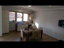 Apartments Summer Sun SA1(2+1), A2(2+2), A3(4+2), A4(4+2) Privlaka - Zadar riviera  - Apartment - A3(4+2): kitchen and dining room