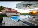 Apartments Armitage - family friendly: A1(4), A2(4+1), A3(2+1), A4(2+1), A5(2+1) Privlaka - Zadar riviera  - Apartment - A1(4): swimming pool