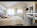 Apartments Ani - with pool : SA4(2), A5(2+2), A6(2+2) Privlaka - Zadar riviera  - Studio apartment - SA4(2): bedroom