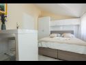 Apartments Ani - with pool : SA4(2), A5(2+2), A6(2+2) Privlaka - Zadar riviera  - Studio apartment - SA4(2): interior