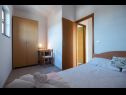 Apartments Armitage - family friendly: A1(4), A2(4+1), A3(2+1), A4(2+1), A5(2+1) Privlaka - Zadar riviera  - Apartment - A2(4+1): bedroom