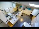 Apartments Secret Garden A2(2+2), A4(2+2) Razanac - Zadar riviera  - Apartment - A2(2+2): bathroom with toilet