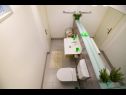Apartments Secret Garden A2(2+2), A4(2+2) Razanac - Zadar riviera  - Apartment - A4(2+2): bathroom with toilet