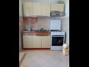 Apartments Mario - with garden: A1(2+2), A2(4+2) Razanac - Zadar riviera  - Apartment - A1(2+2): kitchen