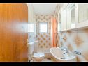 Apartments Ivica - with parking : A1-0A(4+1), A2-1A(4+1), A3-1B(4+1), A4-2A(4+1) Sabunike - Zadar riviera  - Apartment - A1-0A(4+1): bathroom with toilet