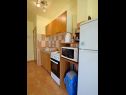 Apartments Mari - 30m from the sea: A1(3+1), A2(3+1), A3(3+1) Seline - Zadar riviera  - Apartment - A2(3+1): kitchen