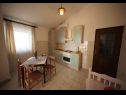 Apartments Ivan Z - 10 m from sea: A3(2), A4(2) Seline - Zadar riviera  - Apartment - A3(2): kitchen and dining room