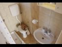 Apartments Old Stone: SA1(2), A2(4+1), SA4(2) Sukosan - Zadar riviera  - Studio apartment - SA1(2): bathroom with toilet