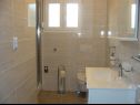 Apartments Let - 5 m from sea : A1(4), A4(4) Sukosan - Zadar riviera  - Apartment - A4(4): bathroom with toilet
