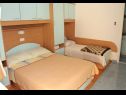 Apartments Vinko - big terrace and grill A5(2+1), SA6(2)Crveni, SA7(2)Plavi Vir - Zadar riviera  - Studio apartment - SA7(2)Plavi: bedroom