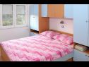Apartments VINK - 80 m from beach A2(4), A3(4), A4(4) Vir - Zadar riviera  - Apartment - A2(4): bedroom