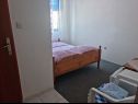 Rooms Mat - 300 m from sea: R1(2), R3(3), R4(3) Vir - Zadar riviera  - Room - R1(2): bedroom