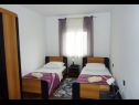 Apartments Bozica - 70m from the beach & parking: A1(4), A2-prvi kat(4+1), A3(4), A4-drugi kat(4+1) Vir - Zadar riviera  - Apartment - A2-prvi kat(4+1): bedroom