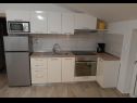 Apartments Sime - sea view: A1(4+2) Vrsi - Zadar riviera  - Apartment - A1(4+2): kitchen