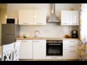 Apartments Gordana Mar - with pool : A1(2+2), A2H(4+2) Vrsi - Zadar riviera  - Apartment - A2H(4+2): kitchen
