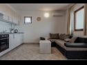 Apartments Nenad - with pool; A1(4+1), A2(4+1), SA3(3), SA4(3), A5(2+2) Vrsi - Zadar riviera  - Apartment - A1(4+1): living room