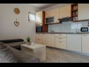 Apartments Nenad - with pool; A1(4+1), A2(4+1), SA3(3), SA4(3), A5(2+2) Vrsi - Zadar riviera  - Apartment - A2(4+1): kitchen