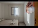 Apartments Nenad - with pool; A1(4+1), A2(4+1), SA3(3), SA4(3), A5(2+2) Vrsi - Zadar riviera  - Apartment - A2(4+1): bedroom