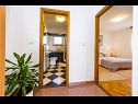 Apartments Petin - 5m from the sea: A1(2+2), A2(2+2) Zadar - Zadar riviera  - Apartment - A1(2+2): hallway
