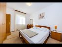 Apartments Petin - 5m from the sea: A1(2+2), A2(2+2) Zadar - Zadar riviera  - Apartment - A2(2+2): bedroom