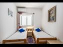 Apartments Marinka - with backyard; A1(4), A2(4) Zadar - Zadar riviera  - Apartment - A1(4): bedroom